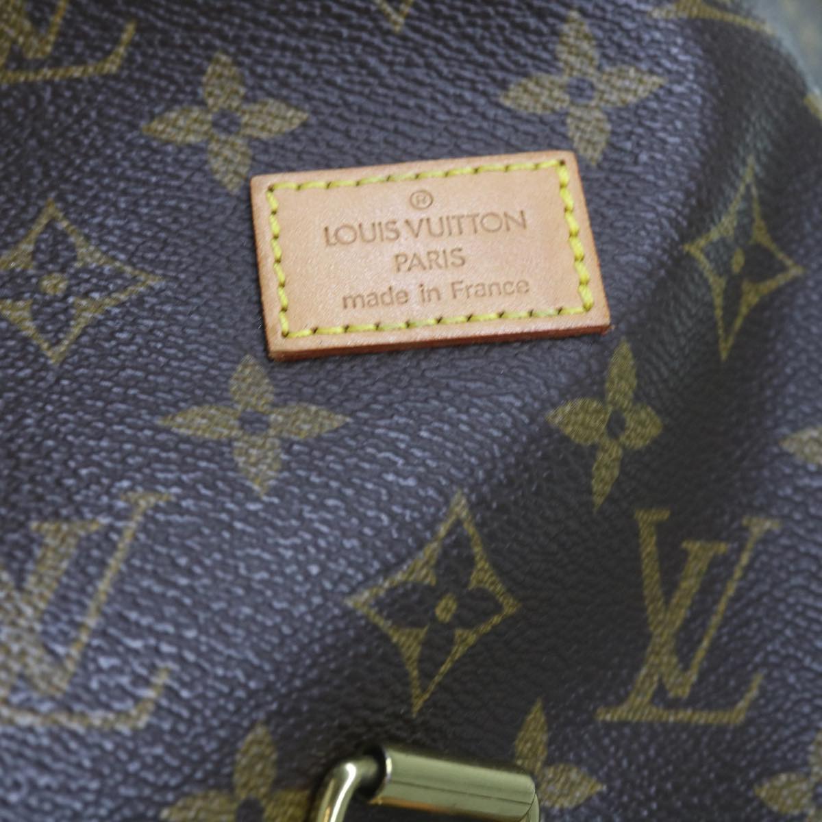 Louis Vuitton Saumur 30