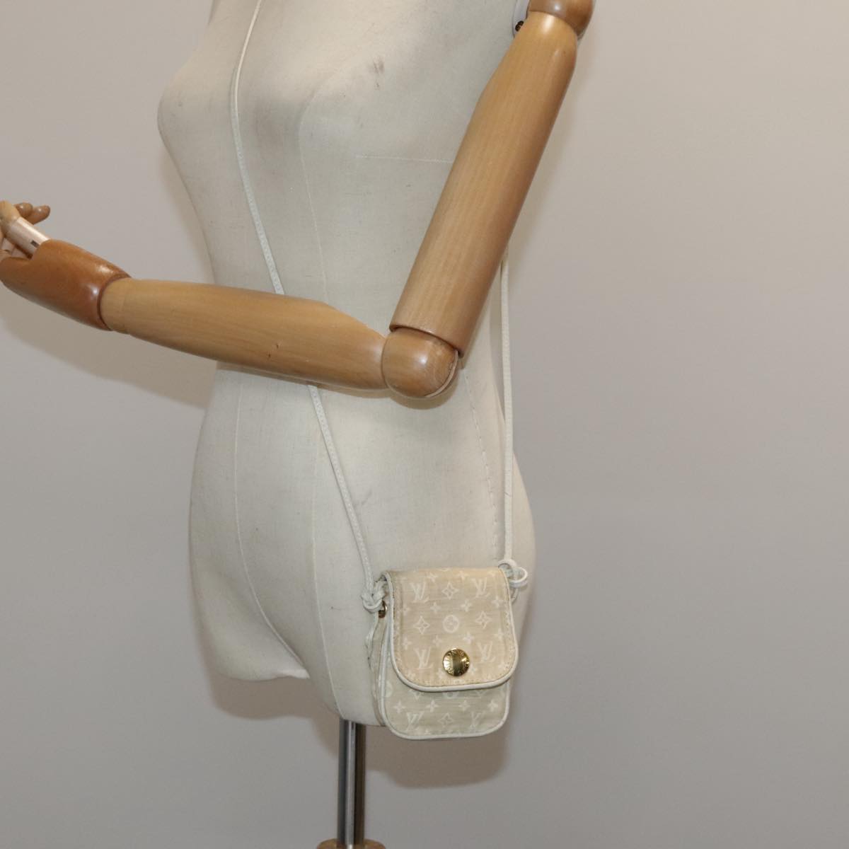 Louis Vuitton Mini Lin
