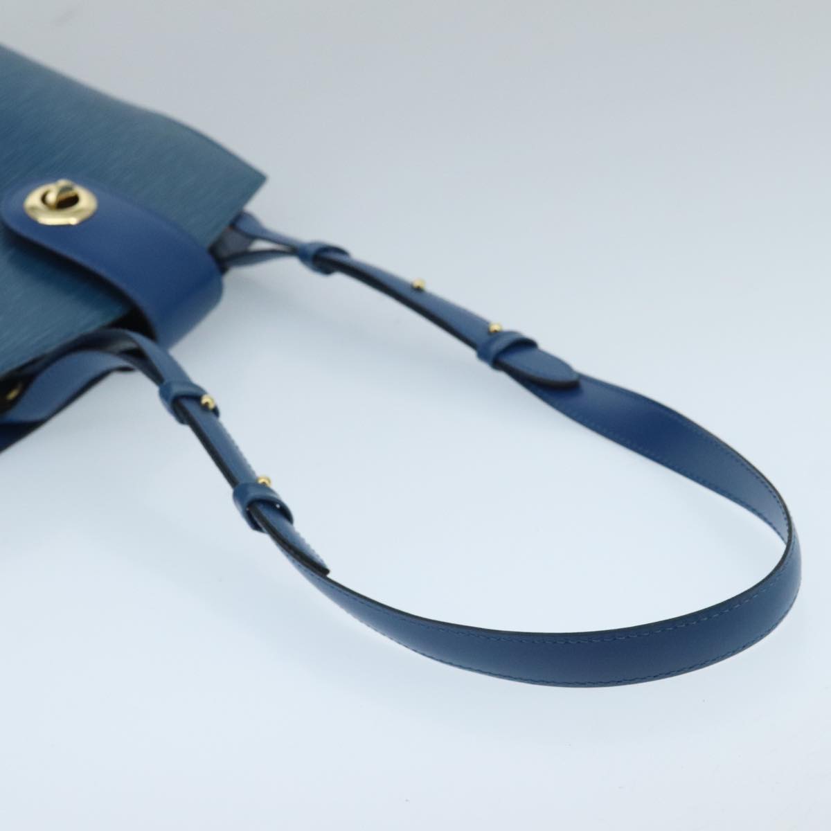 Louis Vuitton Cluny
