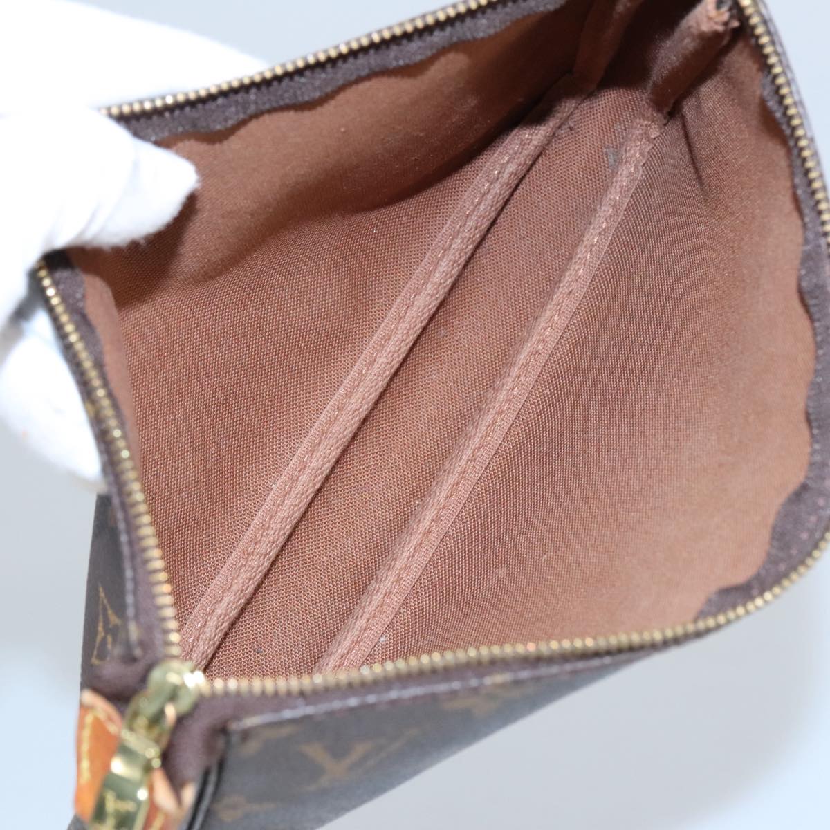 Louis Vuitton Pochette Accessoire