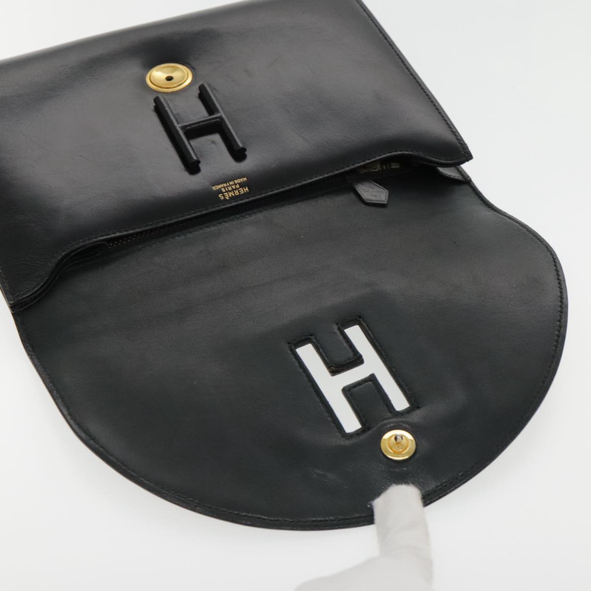 Hermès H