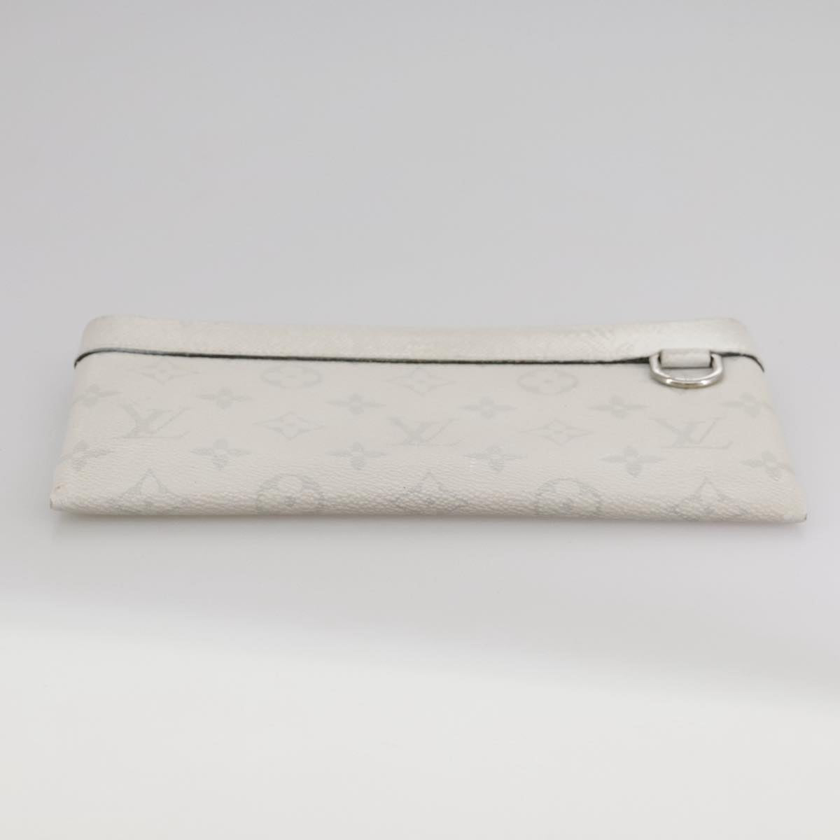 Louis Vuitton Discovery