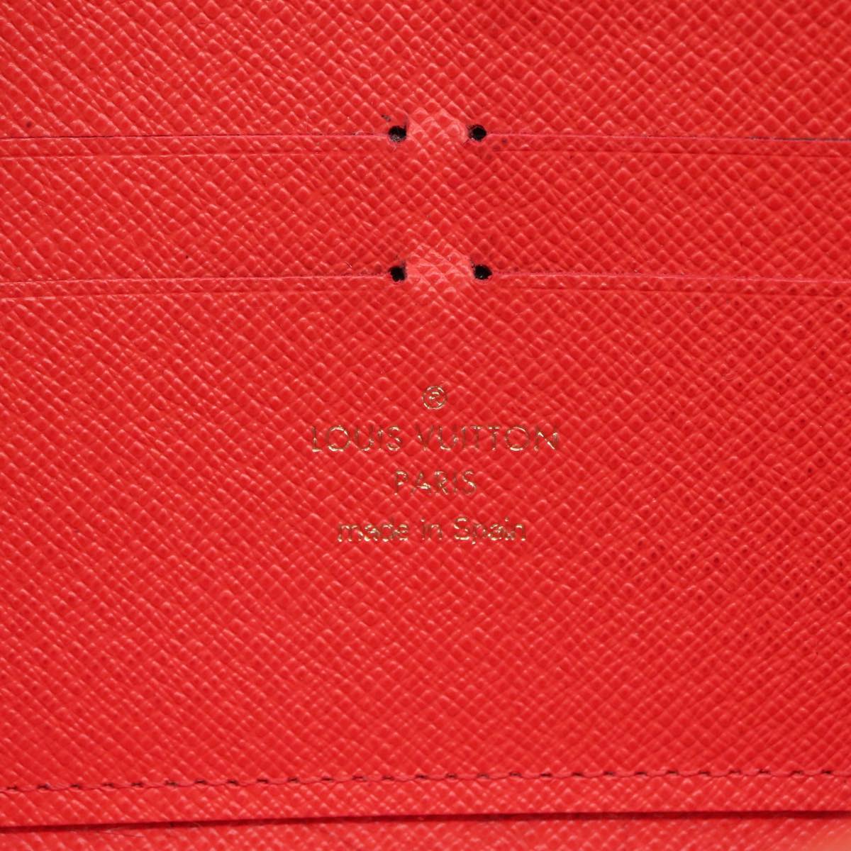 Louis Vuitton Zippy wallet