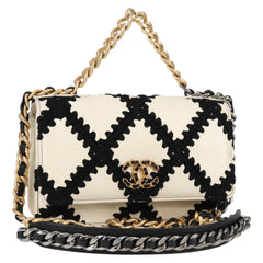 Chanel Chanel 19