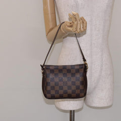 Louis Vuitton Trousse makeup
