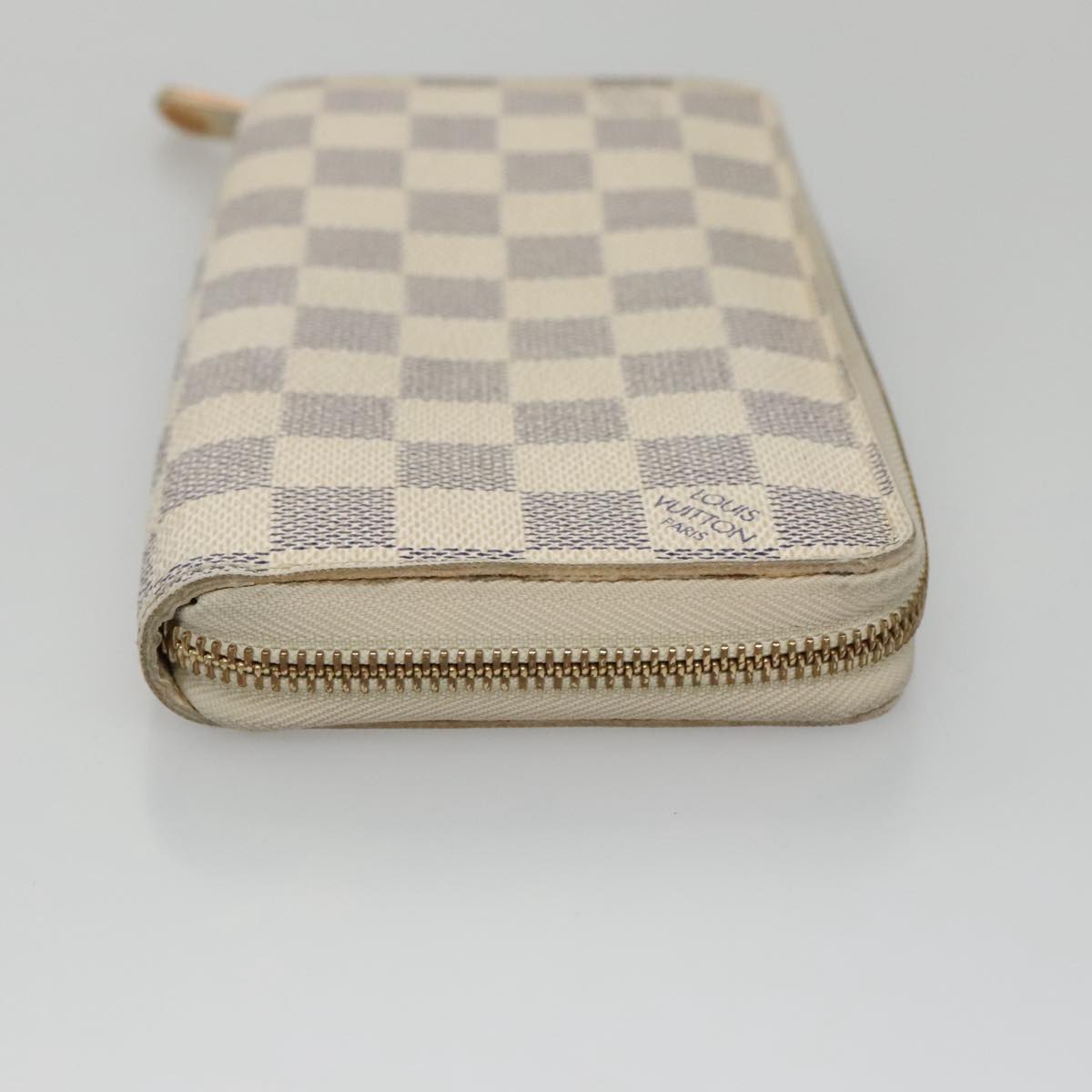 Louis Vuitton Zippy wallet