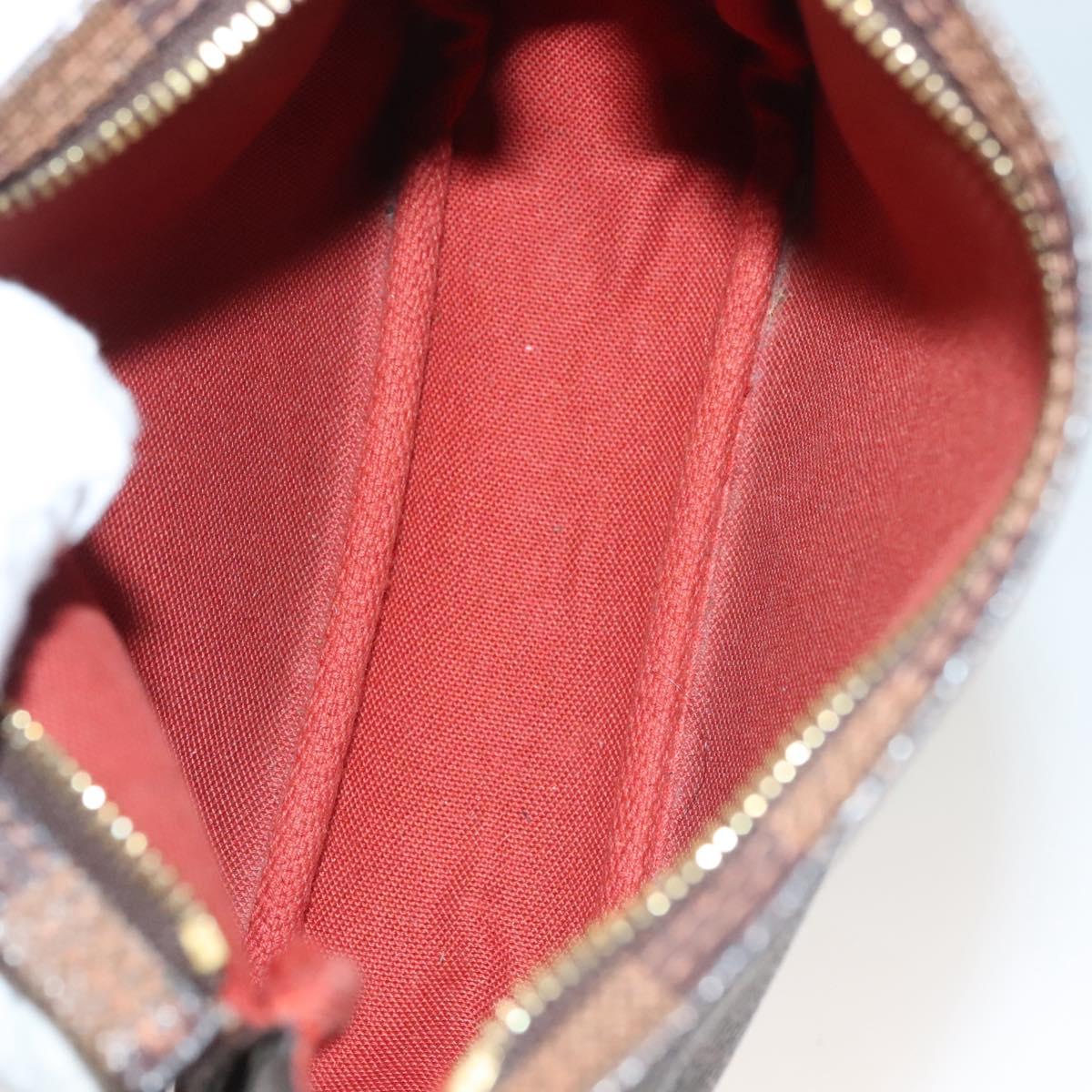 Louis Vuitton Trousse makeup