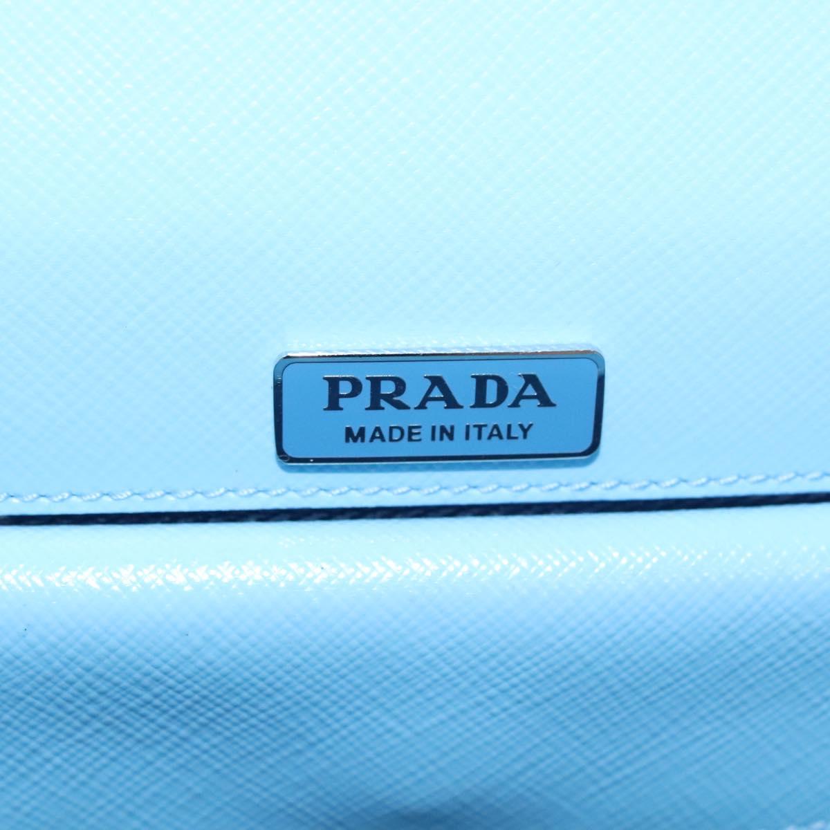 Prada Robot