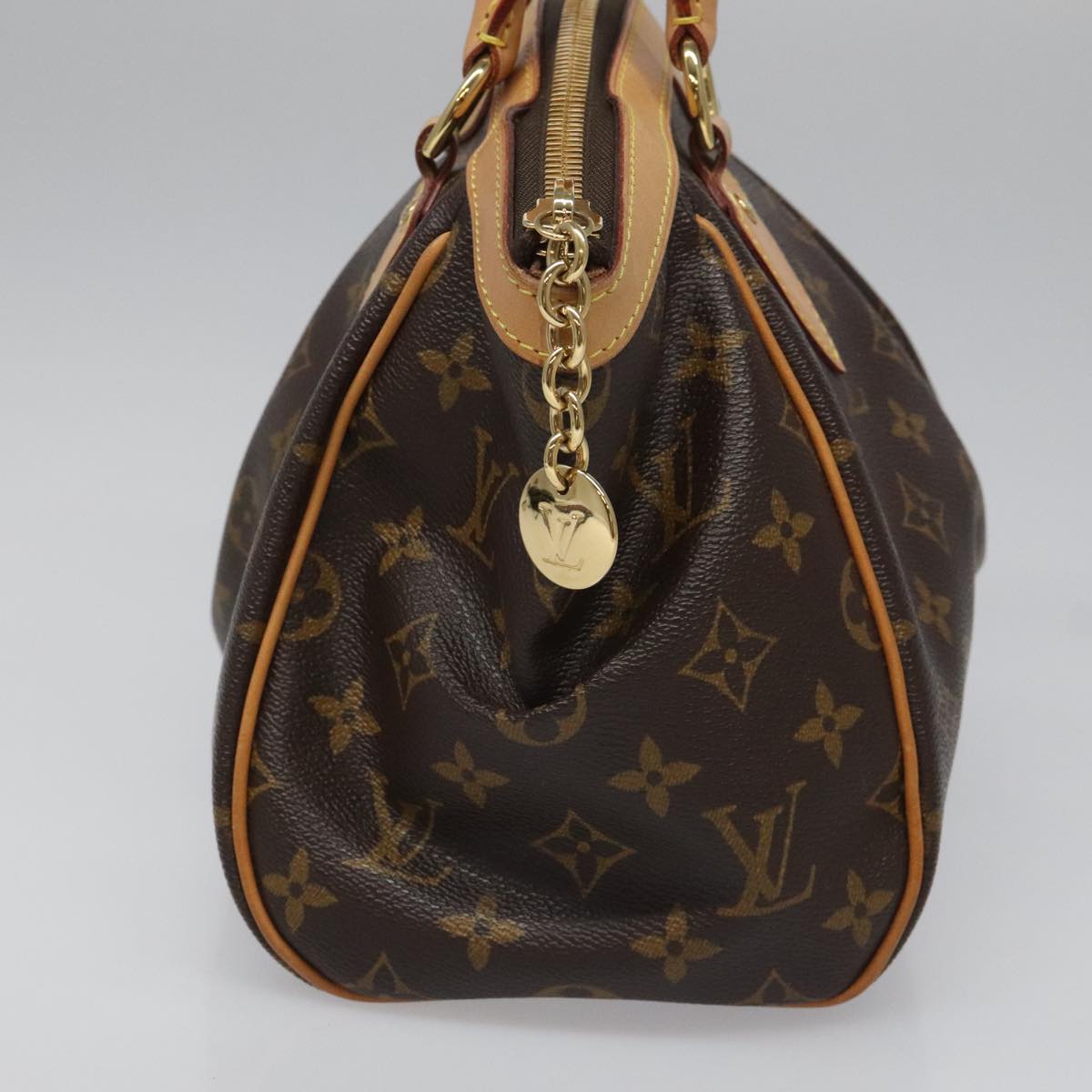 Louis Vuitton Tivoli