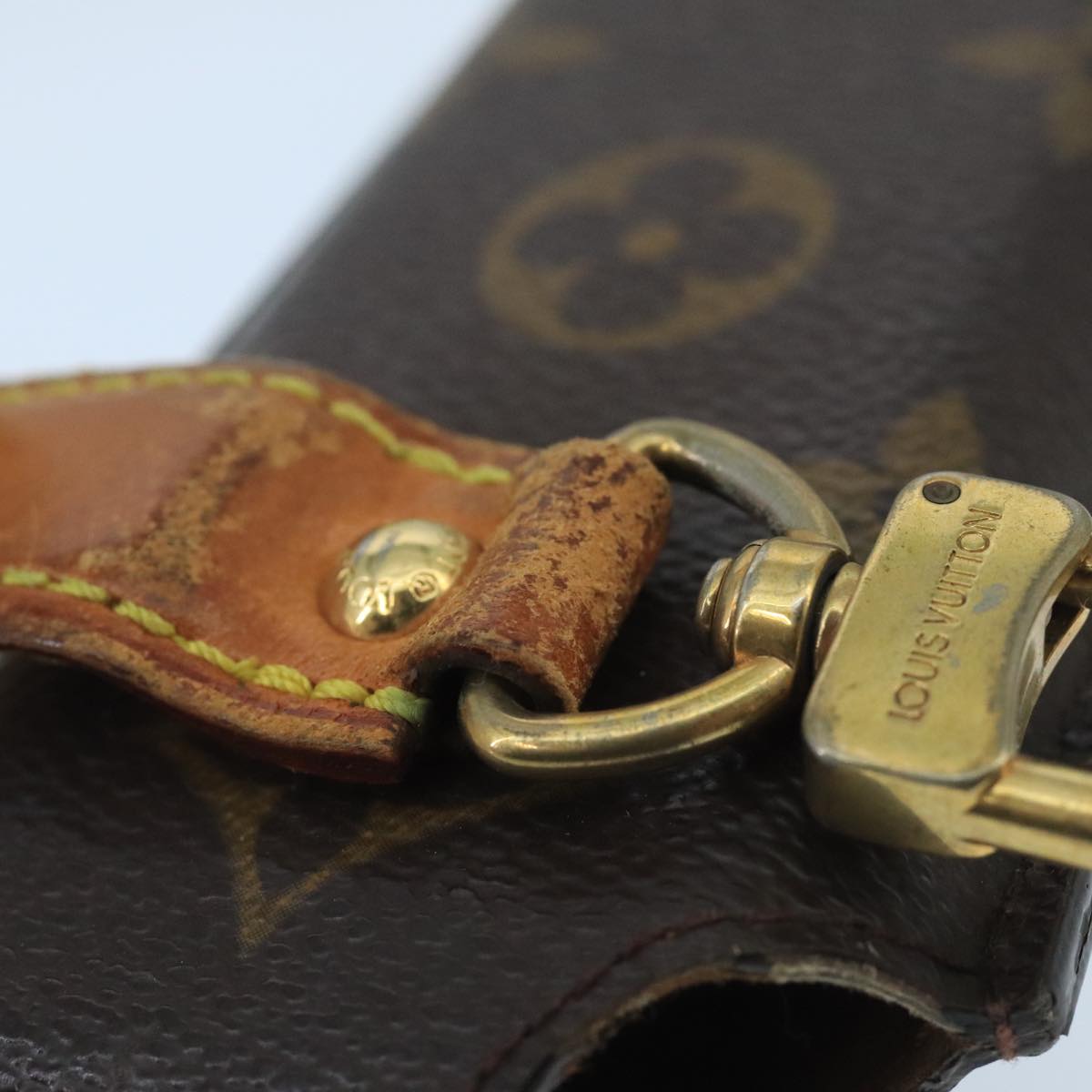 Louis Vuitton Etui téléphone