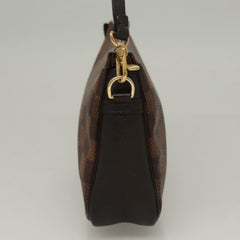Louis Vuitton Trousse makeup