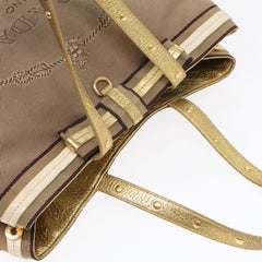Prada Canapa