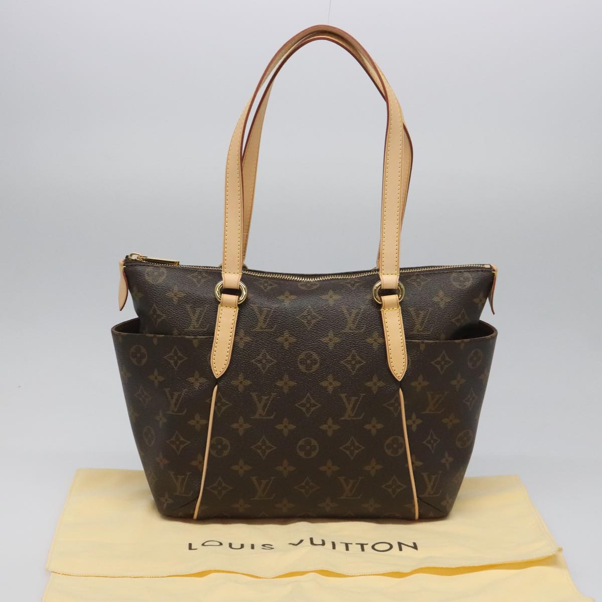 Louis Vuitton Totally