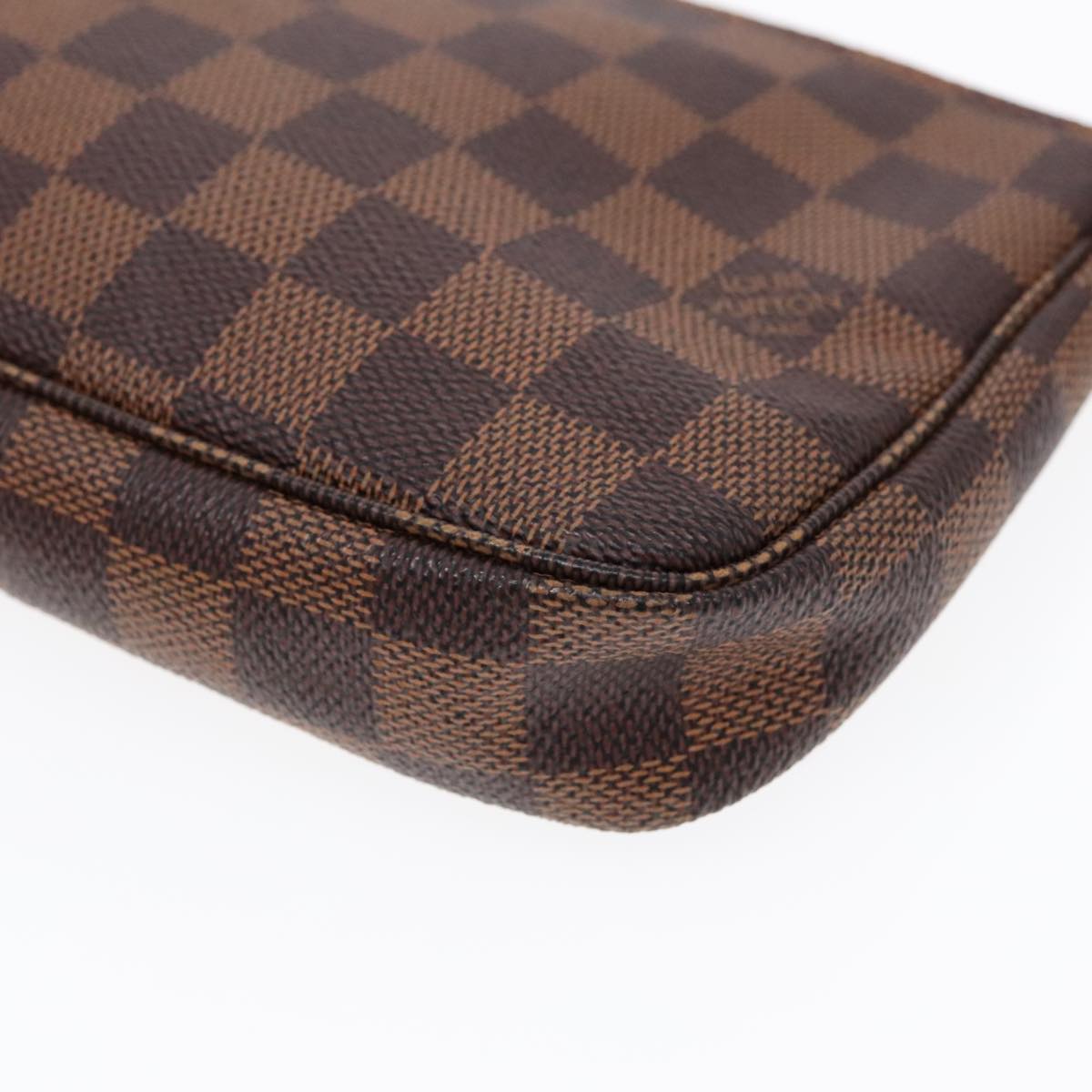 Louis Vuitton Pochette Accessoire