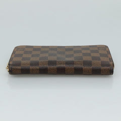 Louis Vuitton Zippy wallet