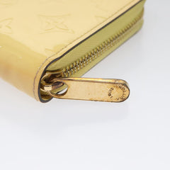 Louis Vuitton Zippy wallet