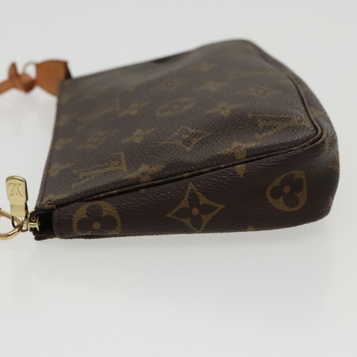 Louis Vuitton Pochette Accessoire