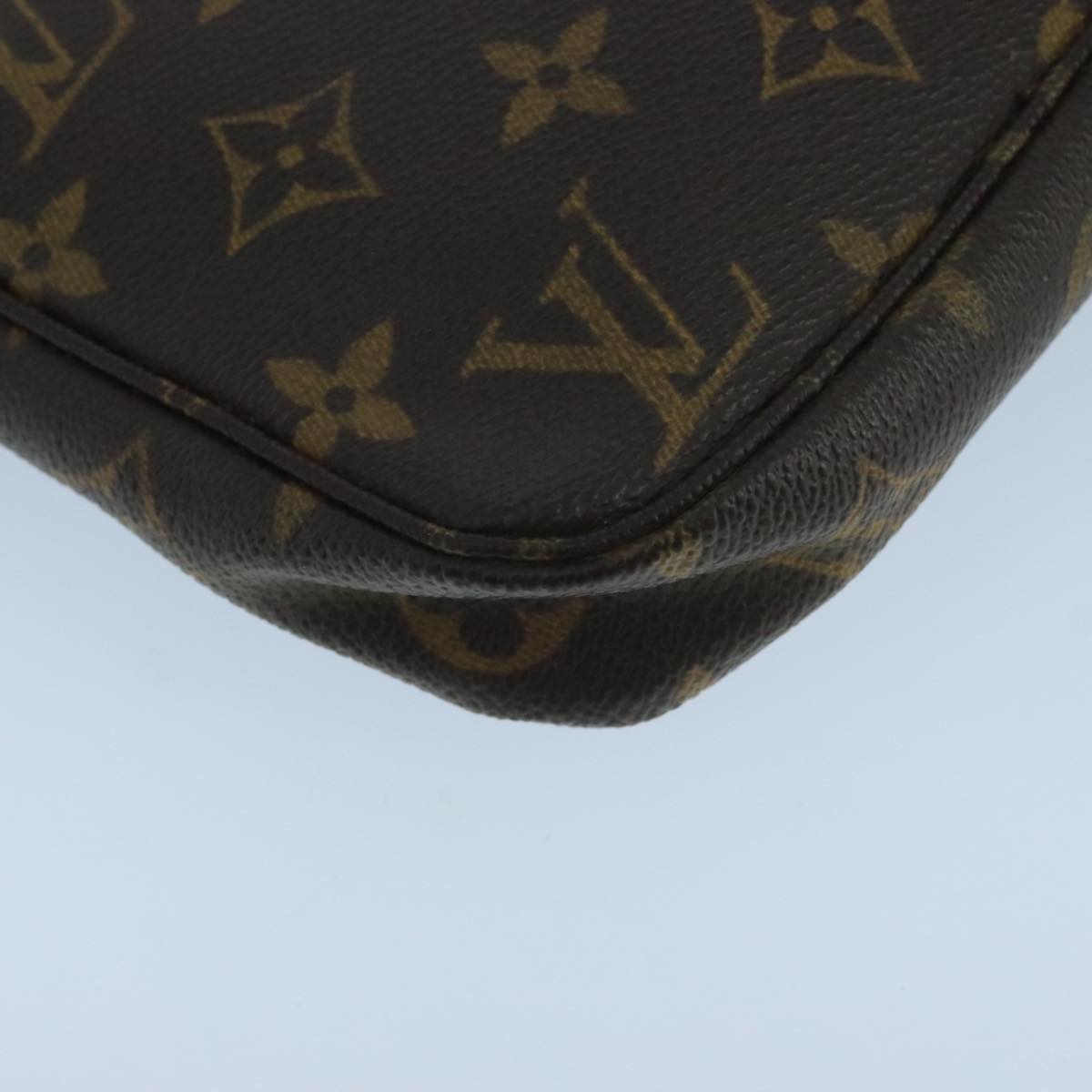 Louis Vuitton Pochette Accessoire