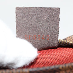 Louis Vuitton Trousse makeup