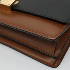 Céline Case flap