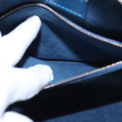 Louis Vuitton Pont Neuf