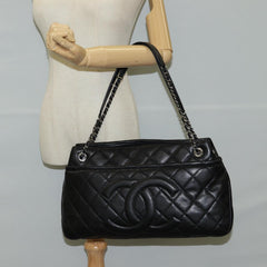 Chanel Logo CC