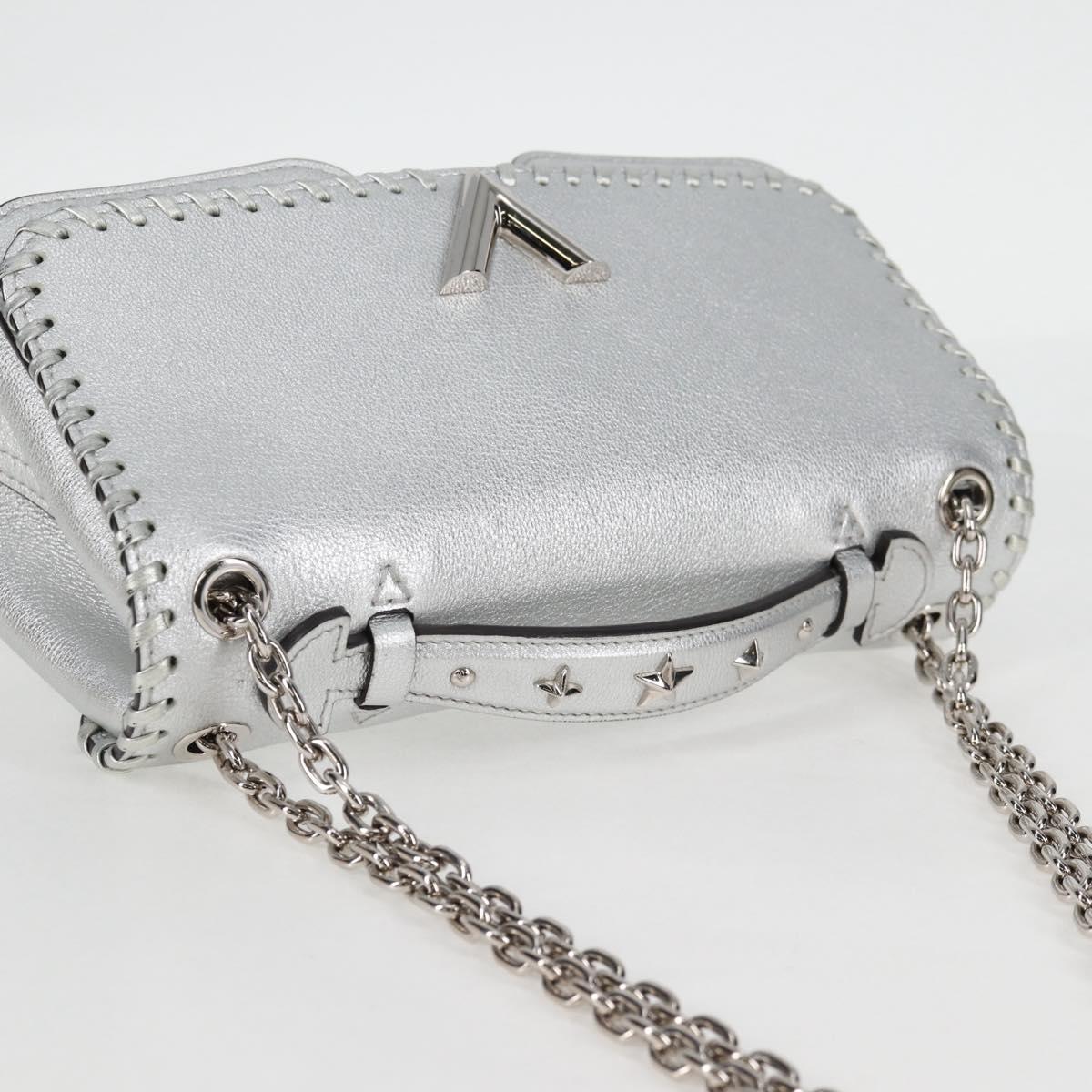 Louis Vuitton Very Chain