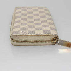 Louis Vuitton Zippy wallet