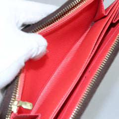 Louis Vuitton Zippy wallet