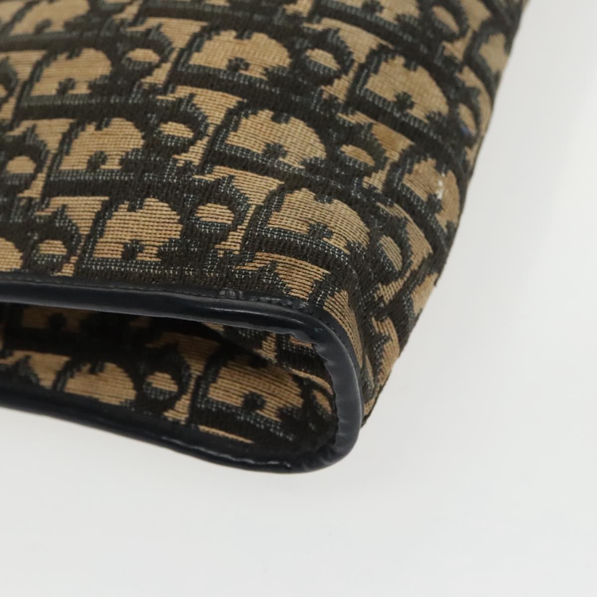 Dior Trotter