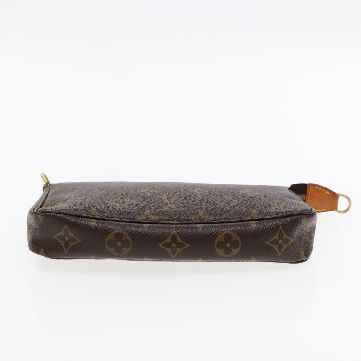 Louis Vuitton Pochette Accessoire