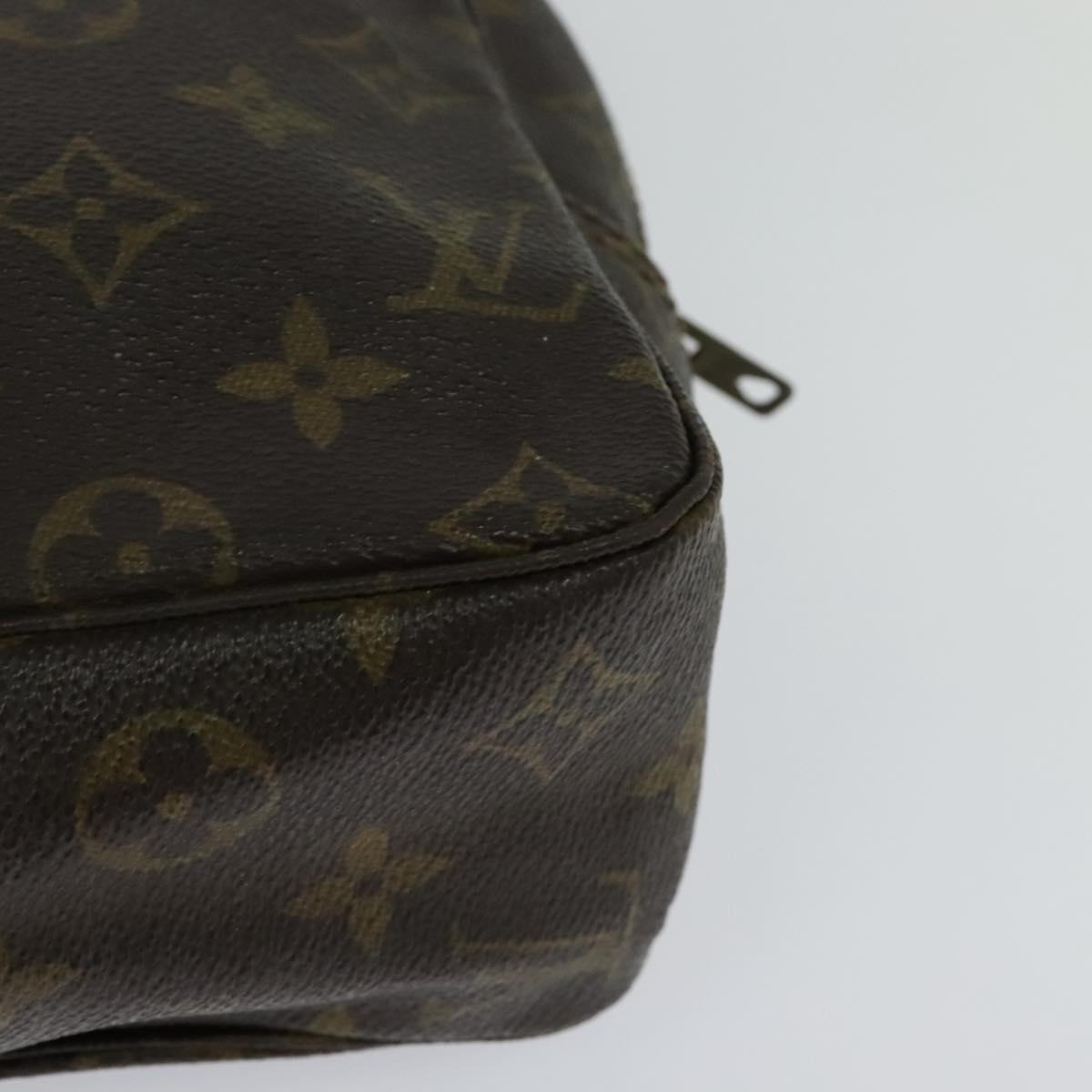 Louis Vuitton Trousse Toilette 28