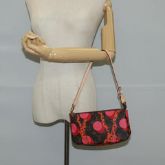 Louis Vuitton Pochette Accessoire