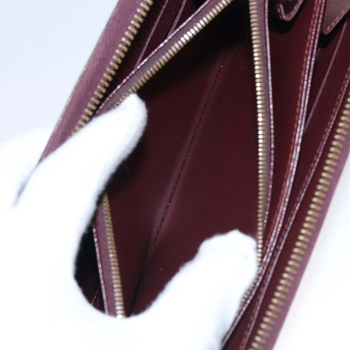 Louis Vuitton Zippy wallet
