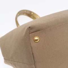 Prada Canapa