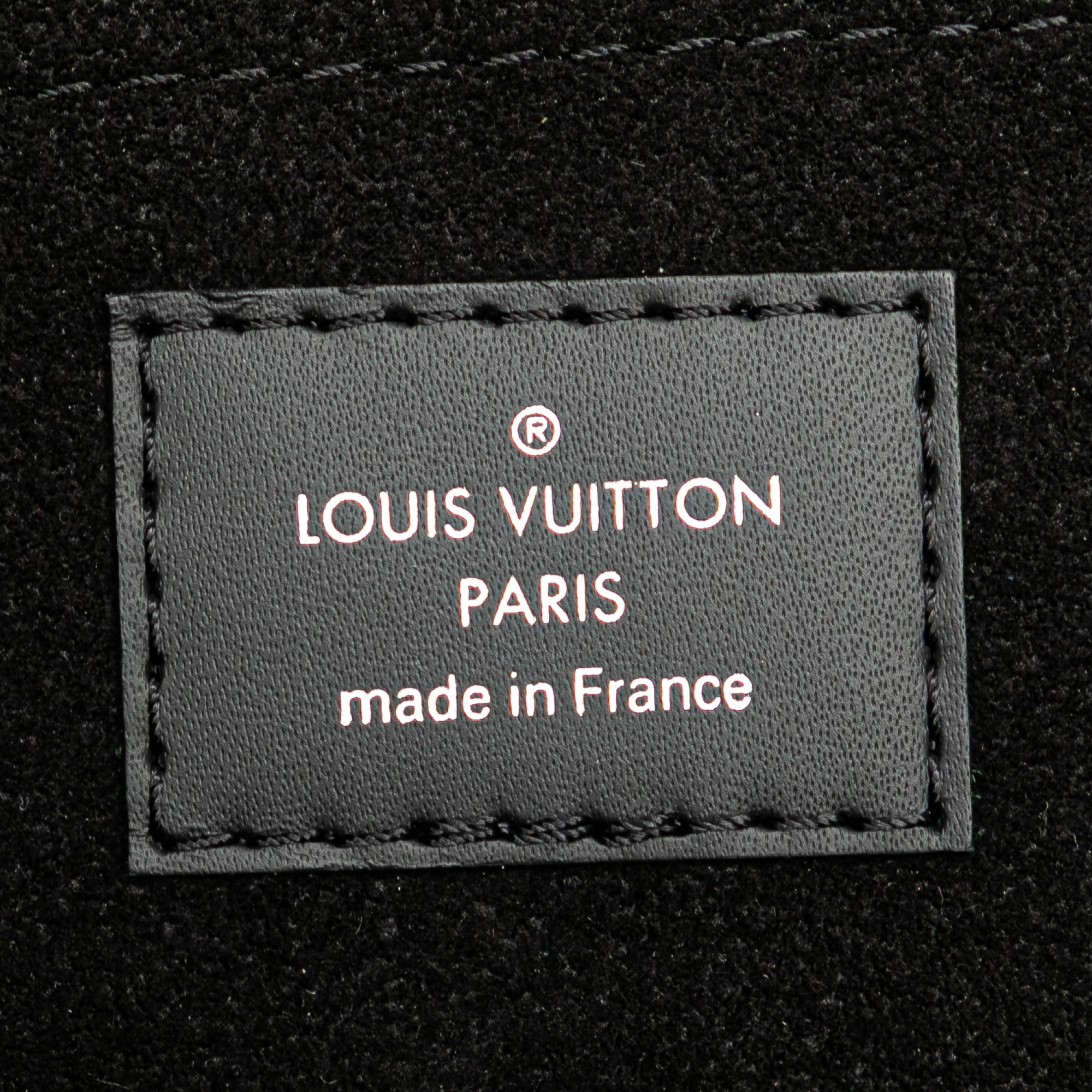 Epi Pochette Jour GM