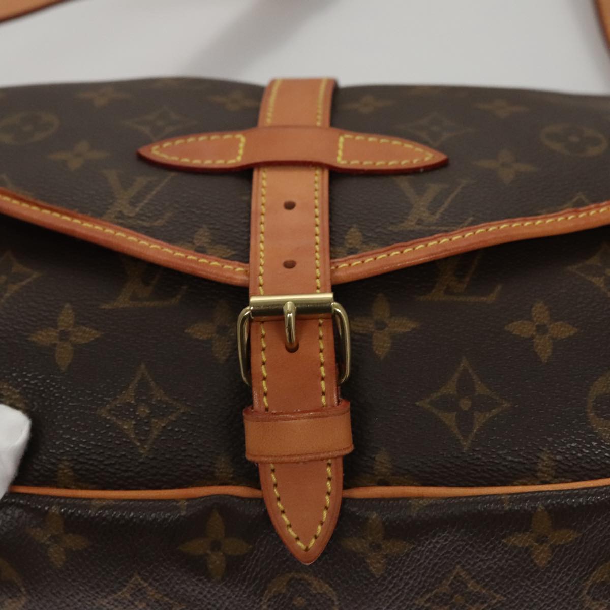 Louis Vuitton Saumur