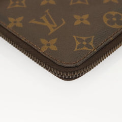 Louis Vuitton Passport cover