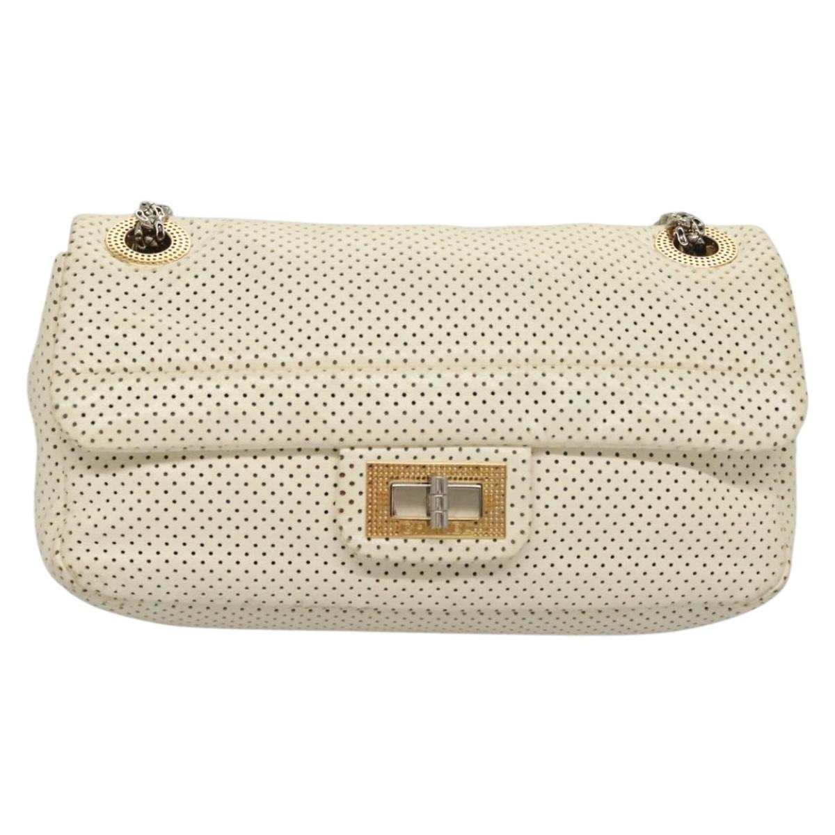 Chanel 2,55