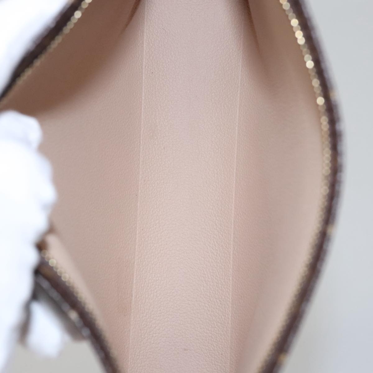Louis Vuitton Trousse de Toilette