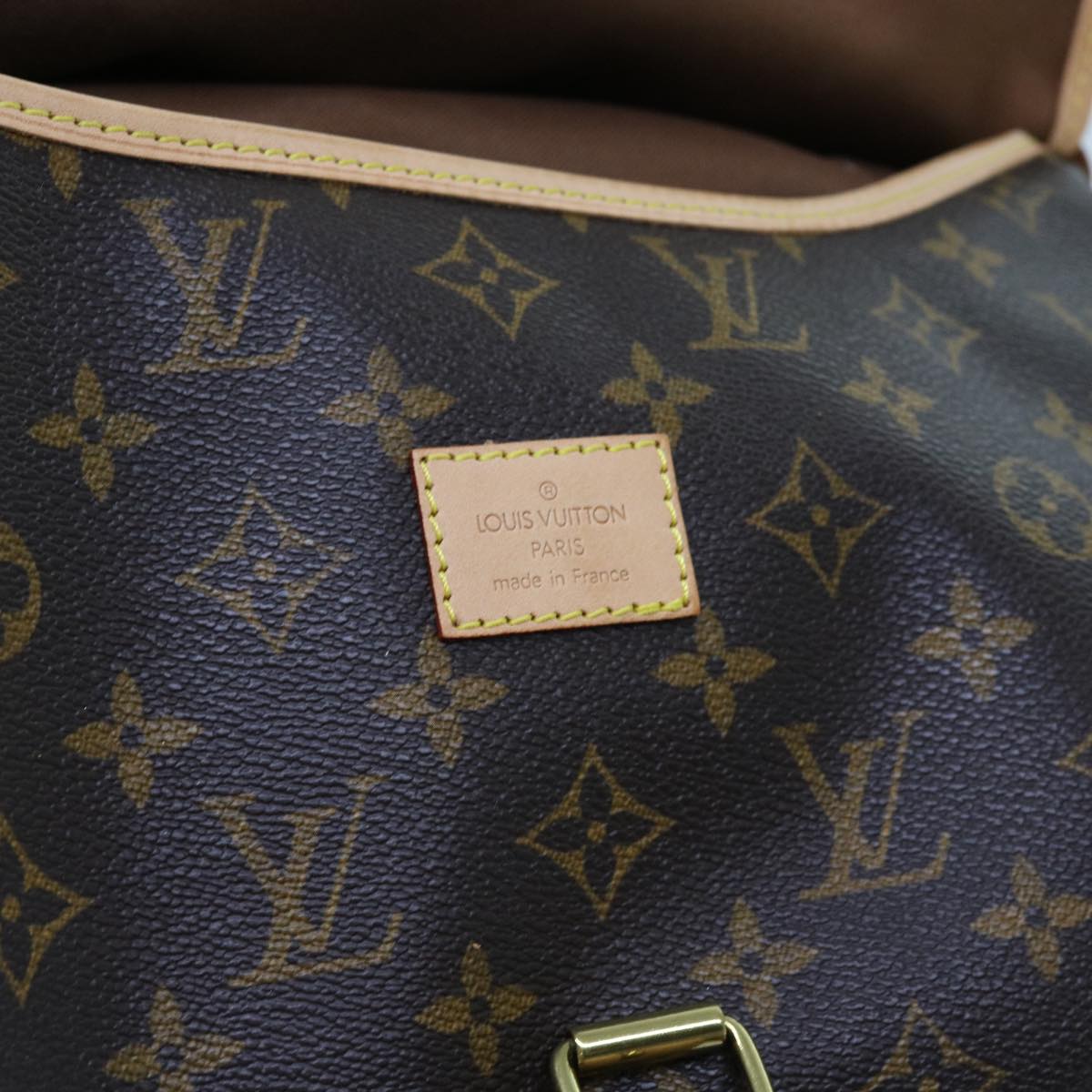 Louis Vuitton Saumur