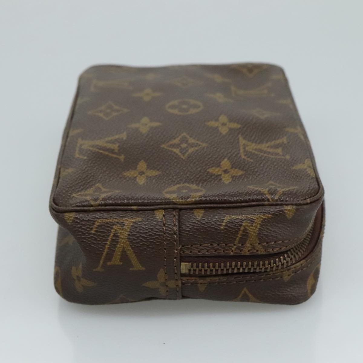 Louis Vuitton Trousse de Toilette 18