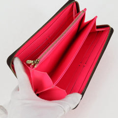 Louis Vuitton Zippy wallet
