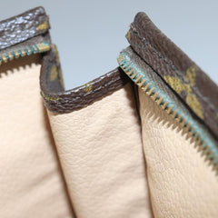 Louis Vuitton Poche Toilette 19