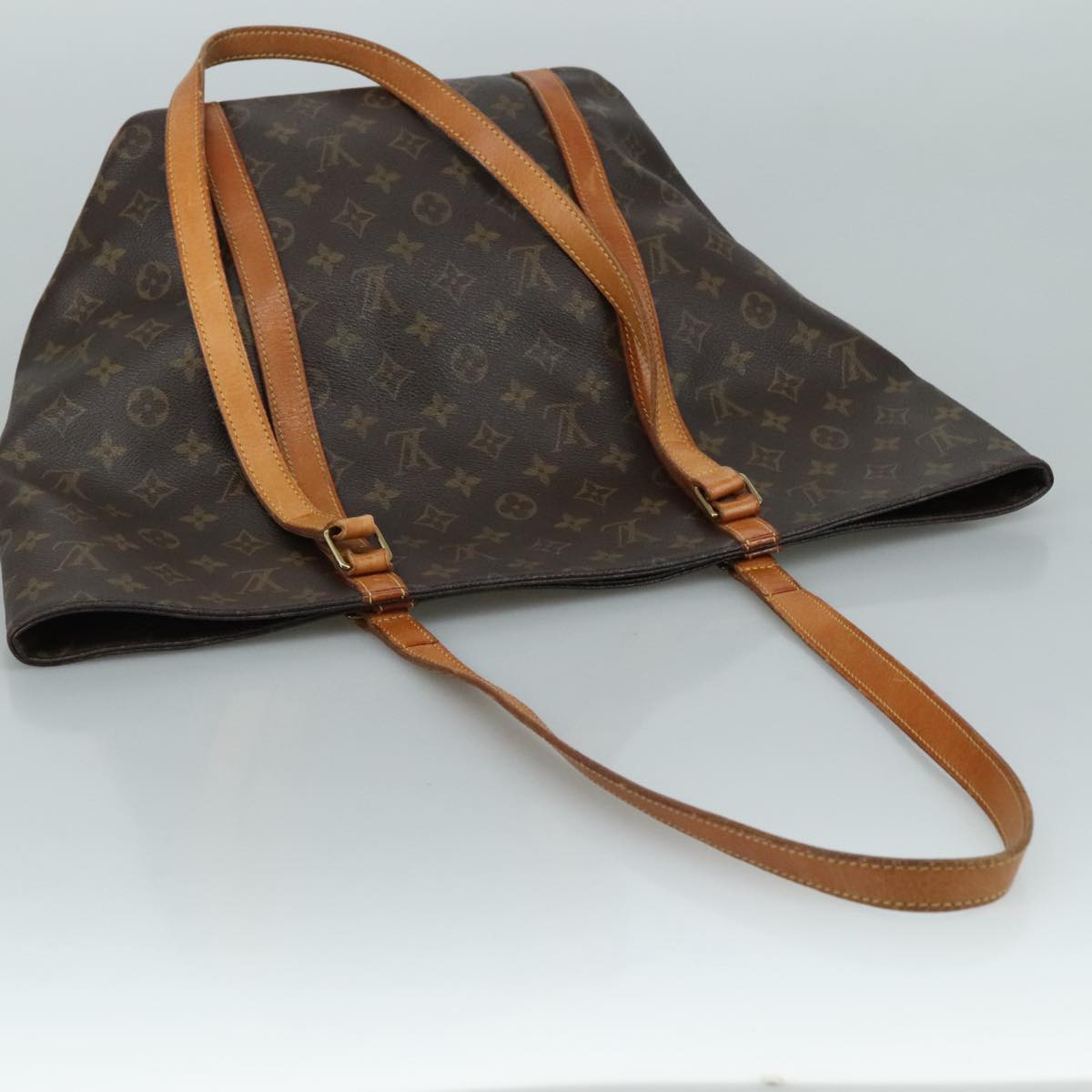 Louis Vuitton Shopping