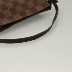 Louis Vuitton Trousse makeup
