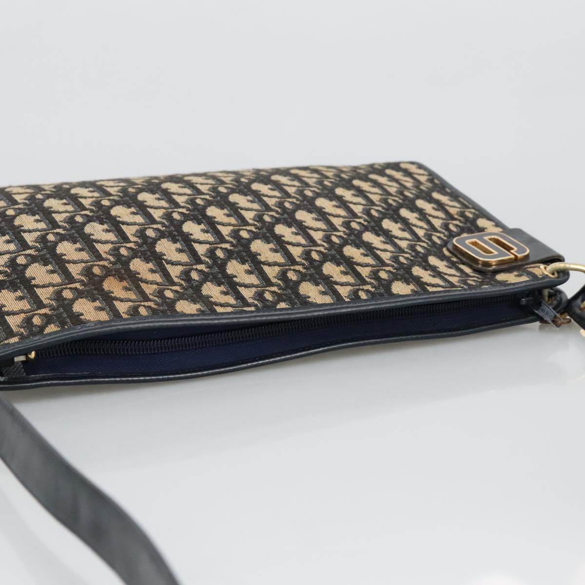 Dior Trotter