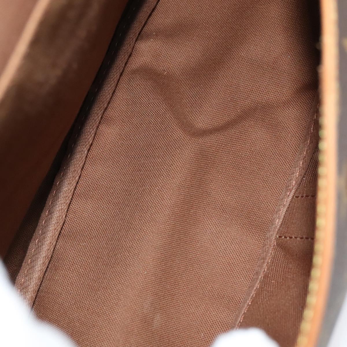 Louis Vuitton Saumur 35