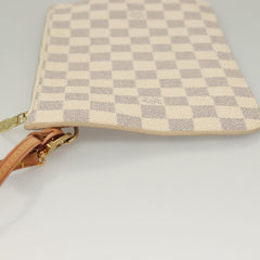 Louis Vuitton Neverfull pouch