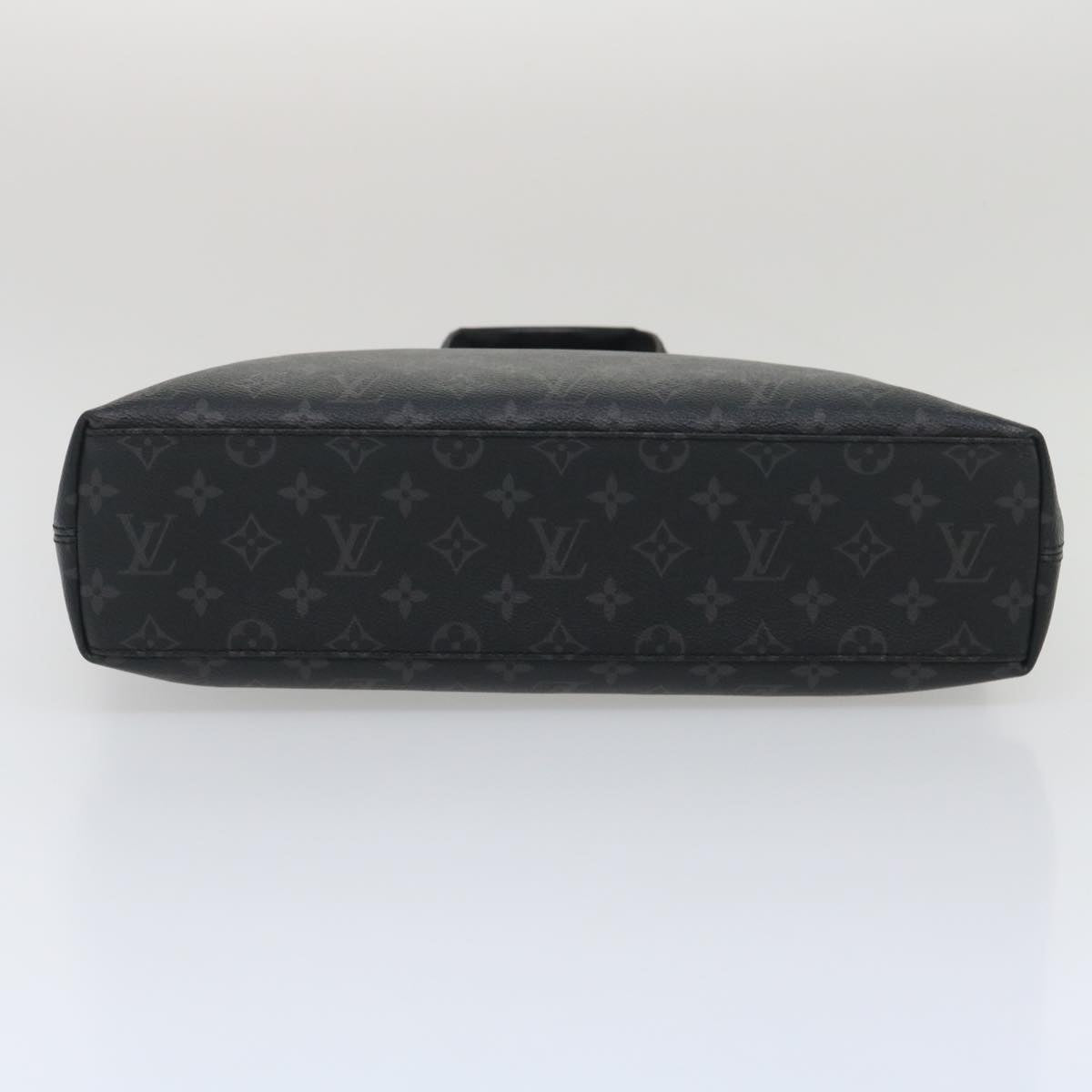 Louis Vuitton Explorer